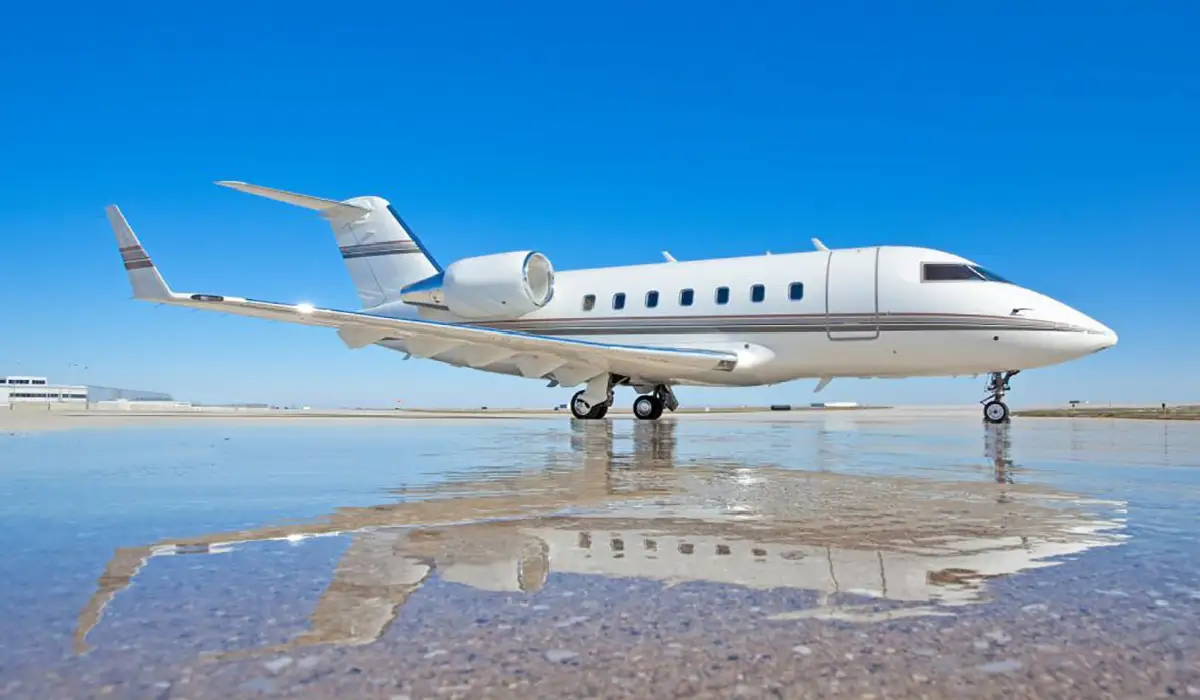 Bombardier - Challenger 601 - Heavy Jet Rentals - Preowned Heavy Jets - Exclusive Concierge Club.webp